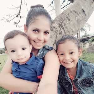 Meet your Posher, Abigail